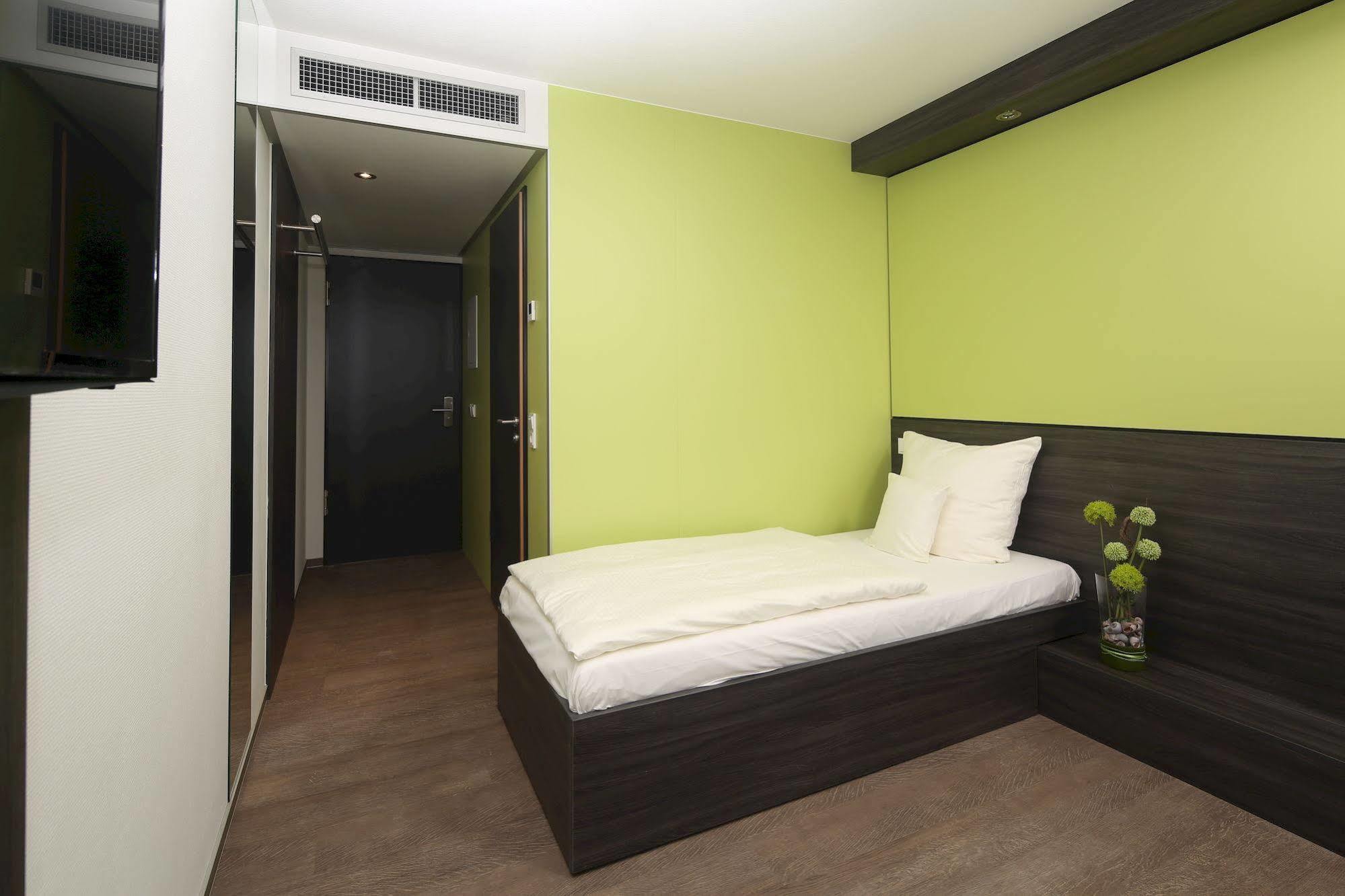Economy-Hotel Ulm Dış mekan fotoğraf